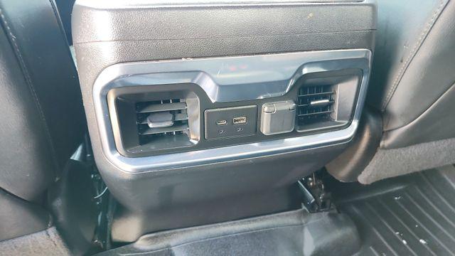 2022 Chevrolet Silverado 1500 4WD Crew Cab Short Bed High Country