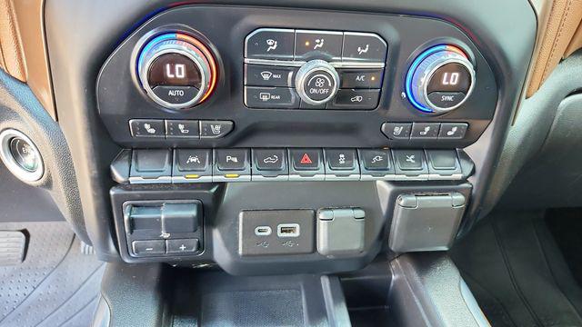 2022 Chevrolet Silverado 1500 4WD Crew Cab Short Bed High Country