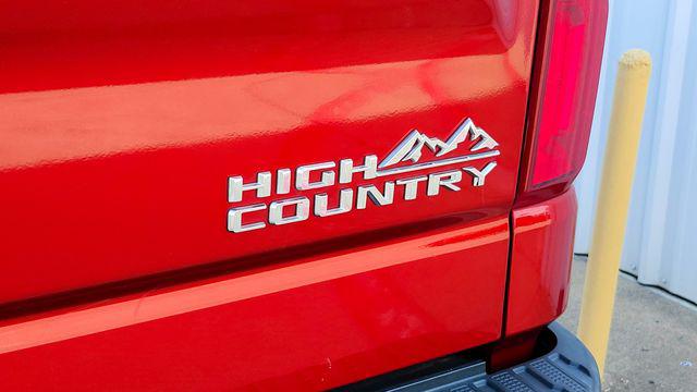 2022 Chevrolet Silverado 1500 4WD Crew Cab Short Bed High Country