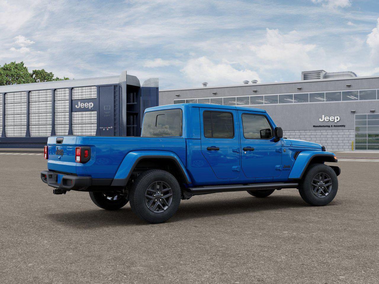 New 2026 Hydro Blue Pearl-Coat Exterior Paint Jeep Sport S image 4