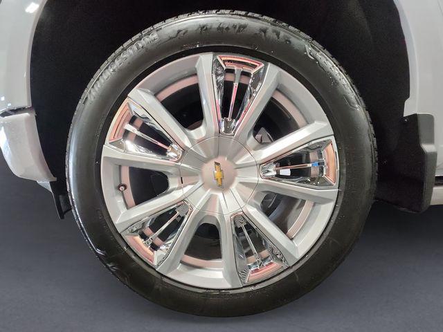 2026 Chevrolet Silverado 1500 4WD Crew Cab Short Bed High Country