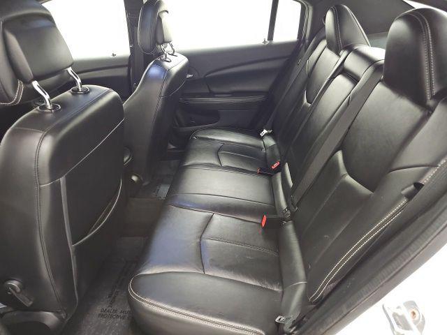 2012 Chrysler 200 Limited