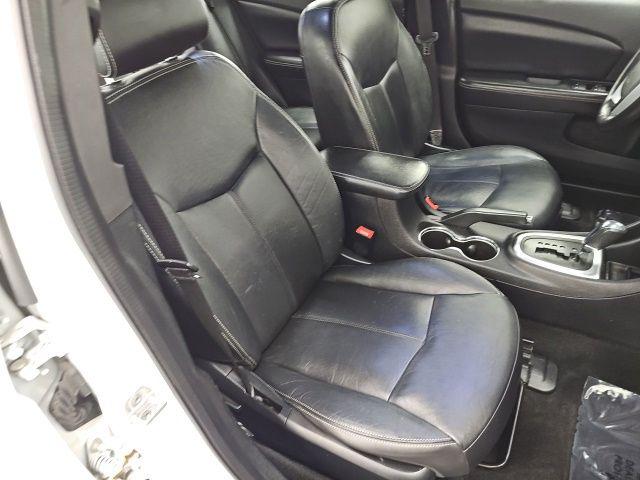 2012 Chrysler 200 Limited