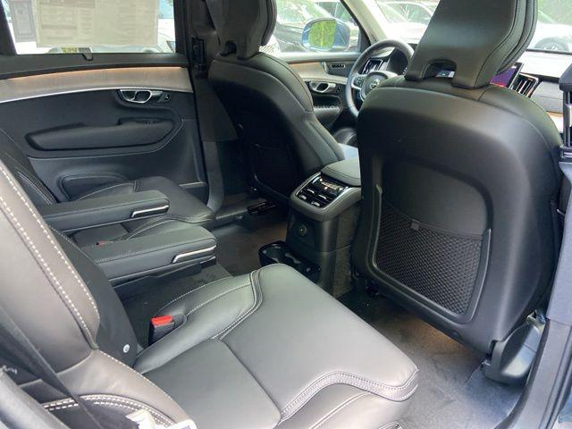 2026 Volvo XC90 Plug-In Hybrid Ultra, T8 AWD, Electric/Gasoline, Bright, 6 Seats