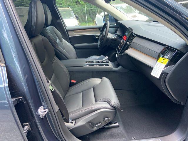 2026 Volvo XC90 Plug-In Hybrid Ultra, T8 AWD, Electric/Gasoline, Bright, 6 Seats