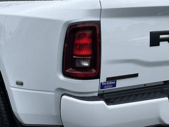 2026 Ram 3500 Big Horn Crew Cab 4x4 8' Box