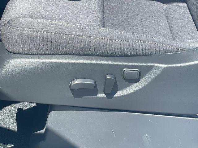 2026 Nissan Frontier Crew Cab SV 4x2