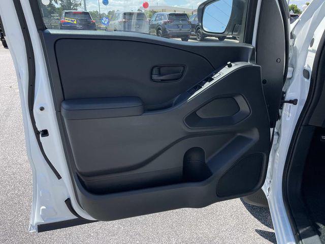 2026 Nissan Frontier Crew Cab SV 4x2