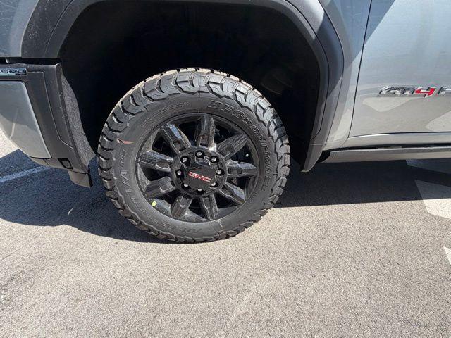 2026 GMC Sierra 2500HD Crew Cab, Standard Bed, AT4, 4WD