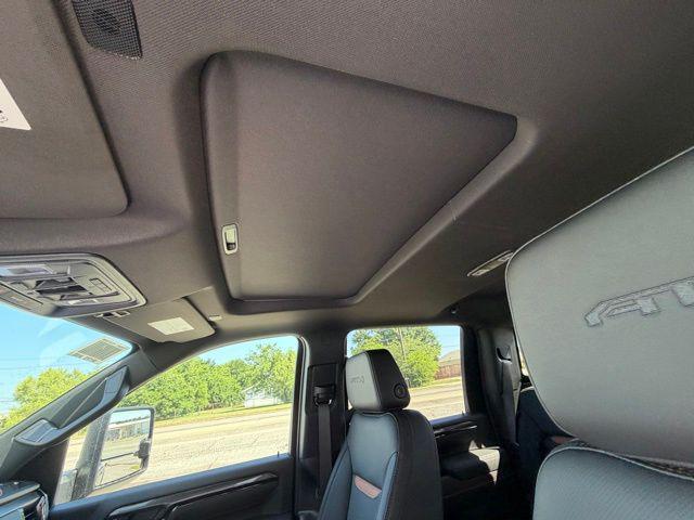 2026 GMC Sierra 2500HD Crew Cab, Standard Bed, AT4, 4WD