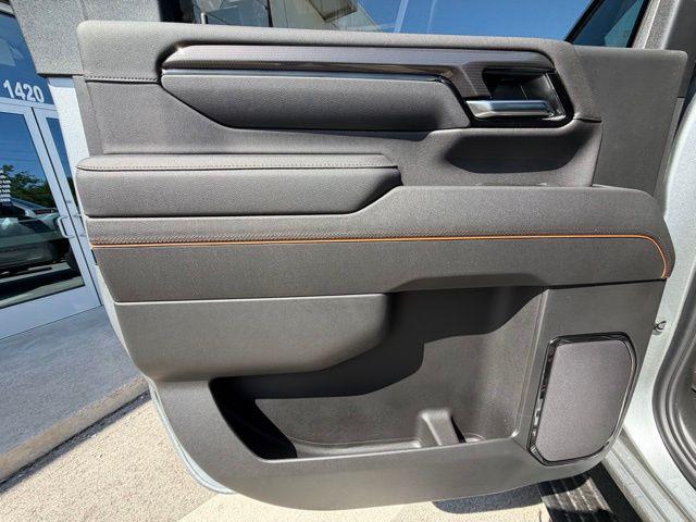 2026 GMC Sierra 2500HD Crew Cab, Standard Bed, AT4, 4WD