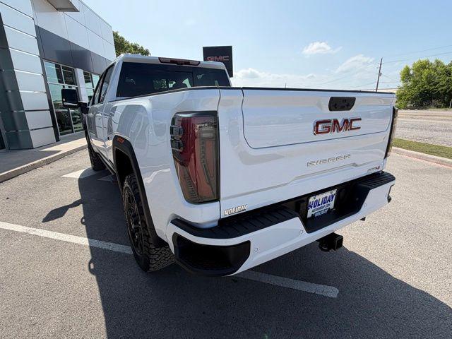 2026 GMC Sierra 2500HD Crew Cab, Standard Bed, AT4, 4WD