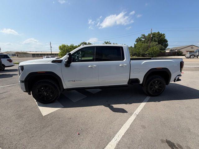 2026 GMC Sierra 2500HD Crew Cab, Standard Bed, AT4, 4WD