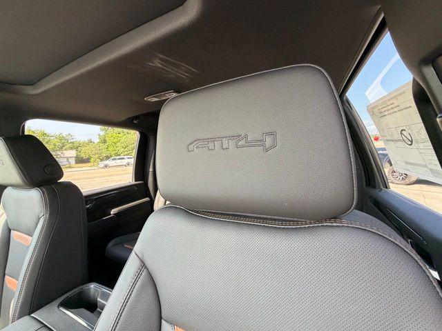 2026 GMC Sierra 2500HD Crew Cab, Standard Bed, AT4, 4WD