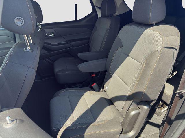 2021 Chevrolet Traverse AWD LT Cloth