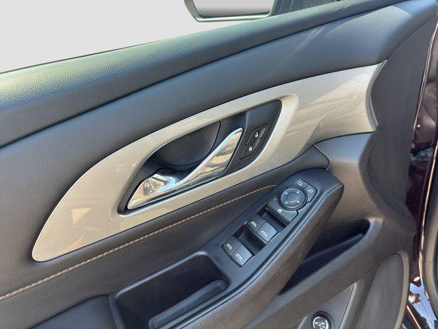 2021 Chevrolet Traverse AWD LT Cloth