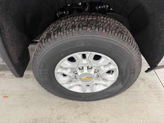 2026 Chevrolet Silverado 3500HD Crew Cab, Long Bed, LT Dual Rear Wheel, RWD