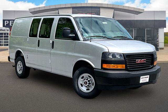 2026 GMC Savana Cargo 2500 Regular Wheelbase, Work Van, RWD