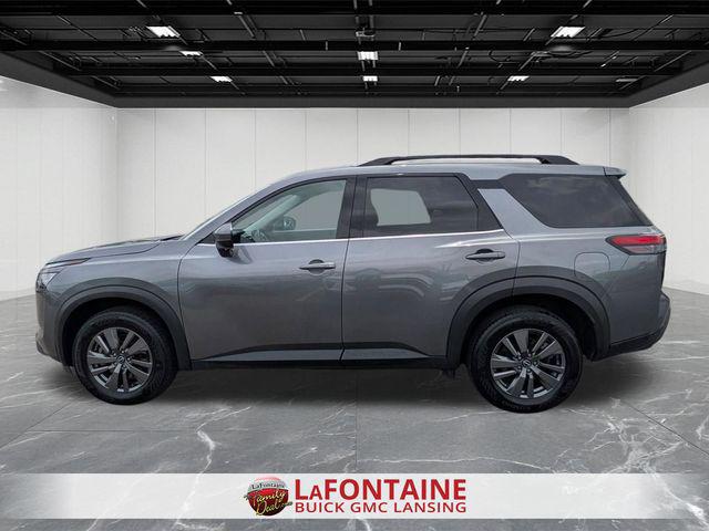 2025 Nissan Pathfinder SV 4WD