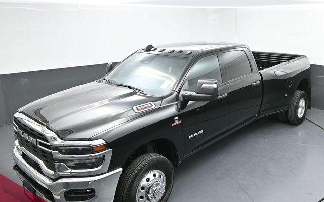 2026 Ram 3500 Lone Star Crew Cab 4x4 8' Box