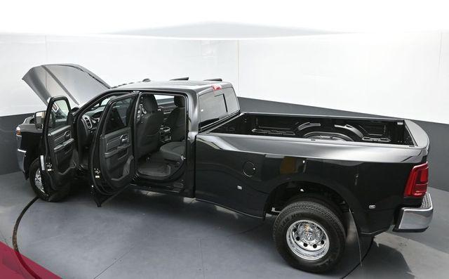 2026 Ram 3500 Lone Star Crew Cab 4x4 8' Box