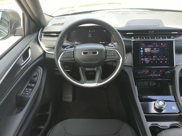 2026 Jeep Grand Cherokee L Altitude 4x4