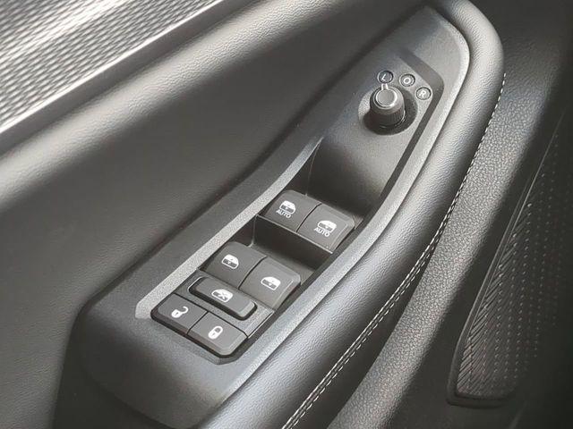 2026 Jeep Grand Cherokee L Altitude 4x4