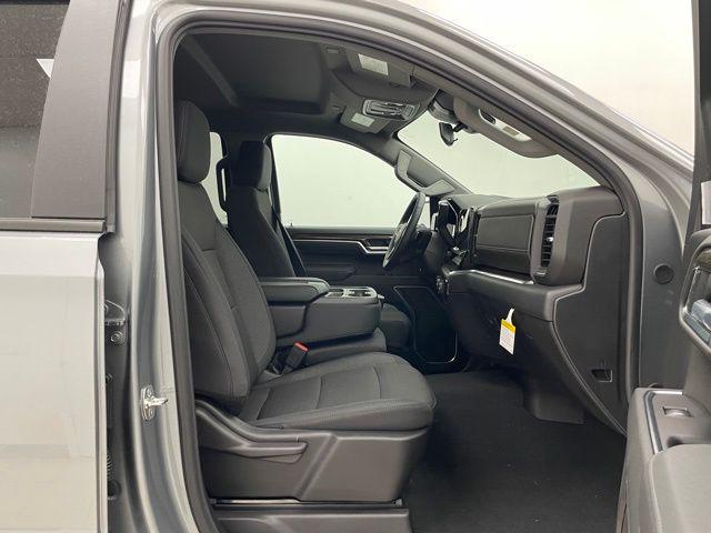 2026 Chevrolet Silverado 1500 4WD Crew Cab Short Bed LT with 2FL