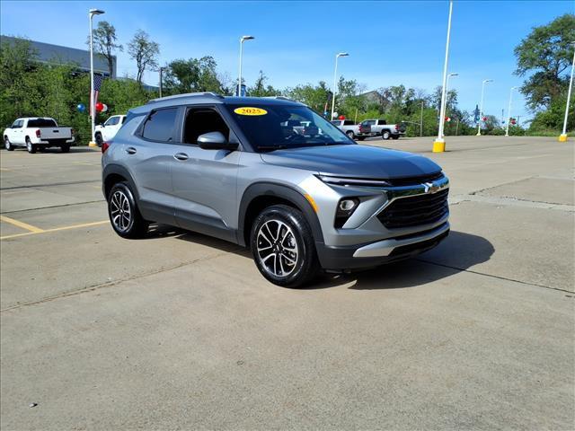Sterling Gray Metallic 2025 Chevrolet Trailblazer LT AWD SUV / Crossover Four-Wheel Drive Automatic