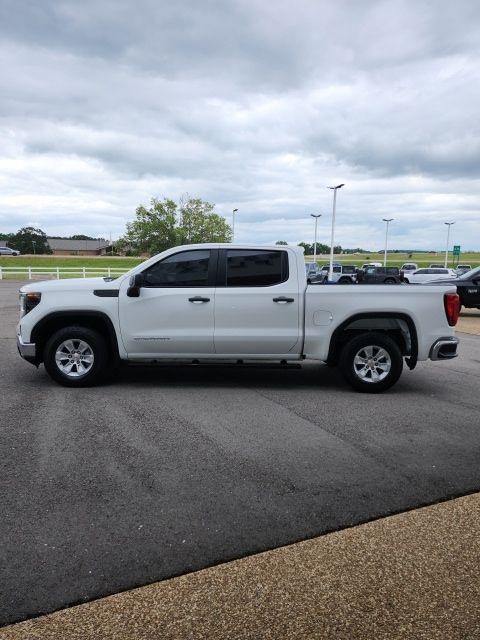 2023 GMC Sierra 1500 4WD Crew Cab Short Box Pro