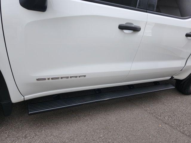 2023 GMC Sierra 1500 4WD Crew Cab Short Box Pro
