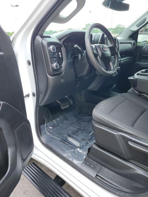 2023 GMC Sierra 1500 4WD Crew Cab Short Box Pro
