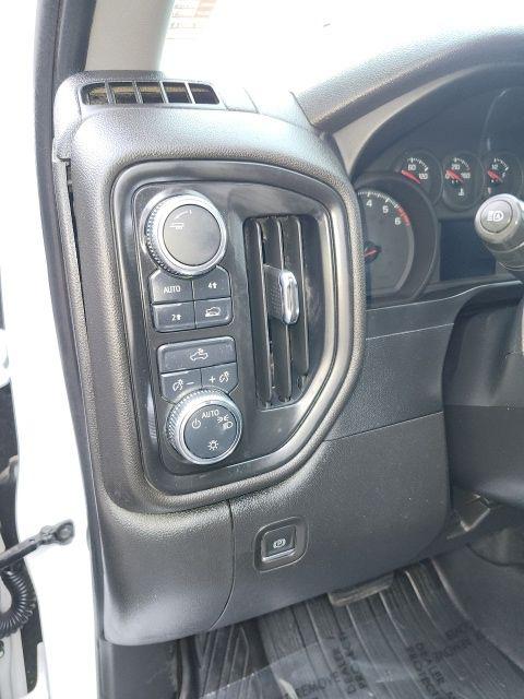 2023 GMC Sierra 1500 4WD Crew Cab Short Box Pro