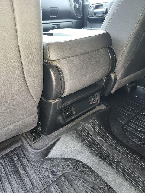 2023 GMC Sierra 1500 4WD Crew Cab Short Box Pro