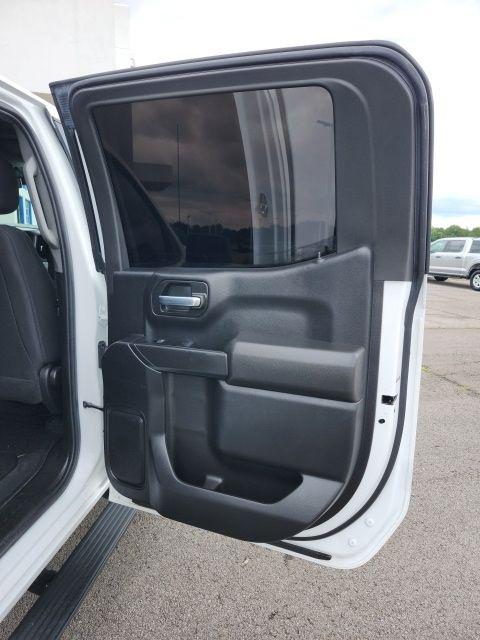 2023 GMC Sierra 1500 4WD Crew Cab Short Box Pro