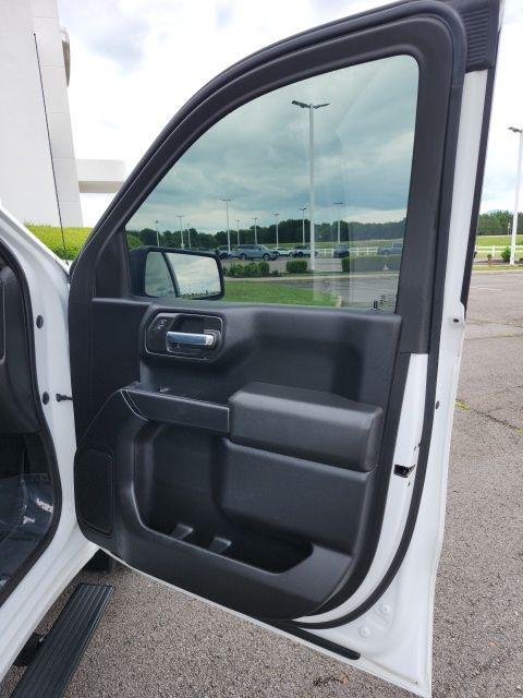 2023 GMC Sierra 1500 4WD Crew Cab Short Box Pro