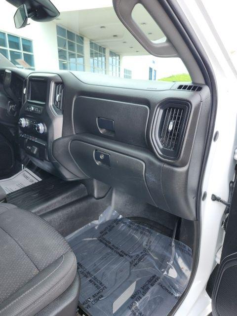 2023 GMC Sierra 1500 4WD Crew Cab Short Box Pro