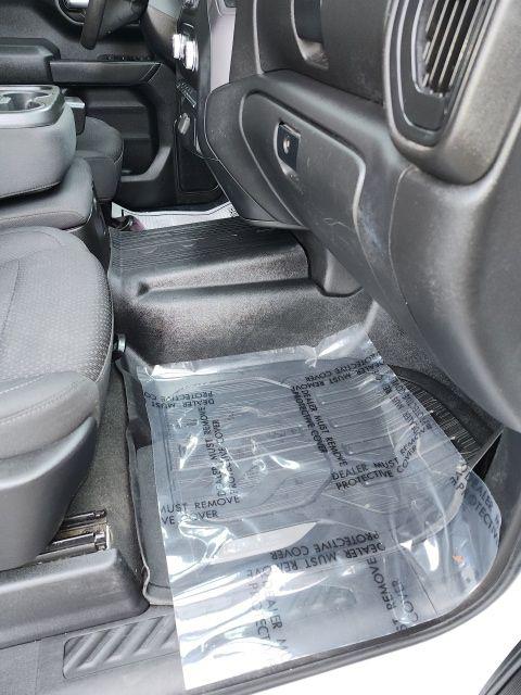 2023 GMC Sierra 1500 4WD Crew Cab Short Box Pro