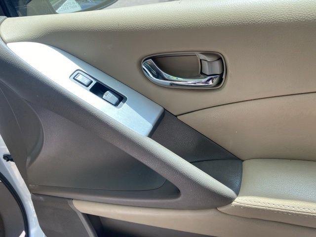 2011 Nissan Murano S
