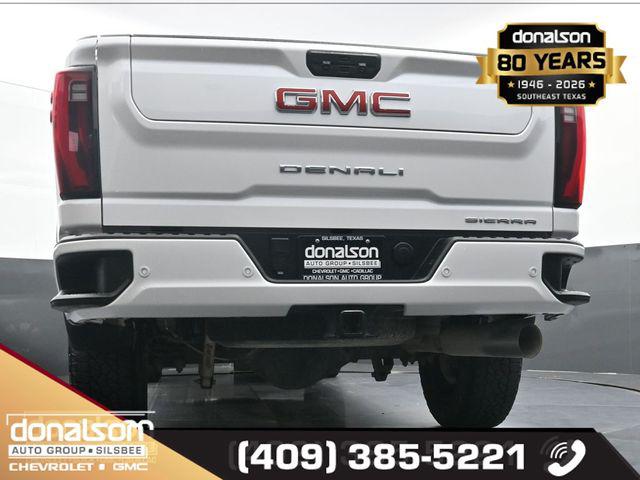 2024 GMC Sierra 2500HD 4WD Crew Cab Standard Bed Denali