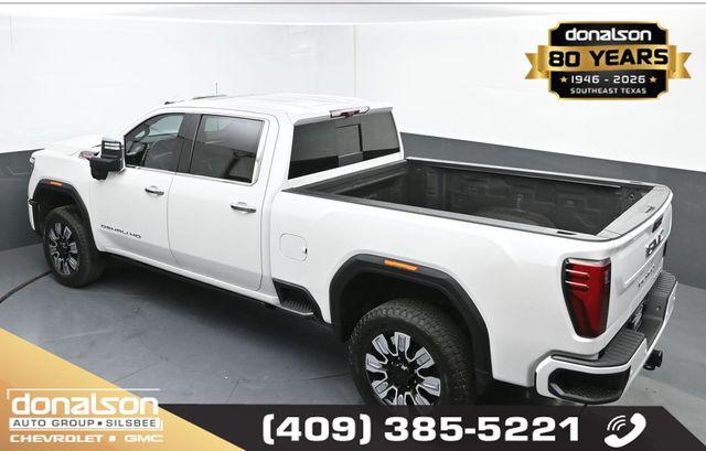 2024 GMC Sierra 2500HD 4WD Crew Cab Standard Bed Denali