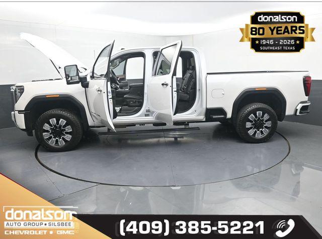 2024 GMC Sierra 2500HD 4WD Crew Cab Standard Bed Denali