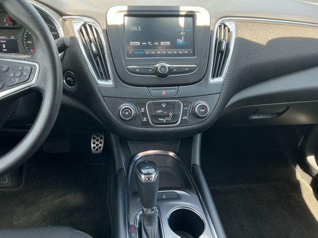 2017 Chevrolet Malibu 1LT