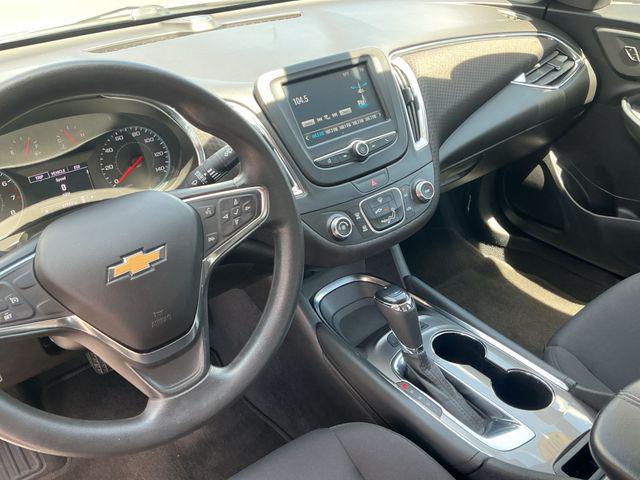 2017 Chevrolet Malibu 1LT