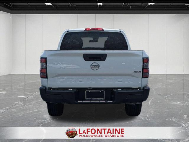 2025 Nissan Frontier Crew Cab S 4x4