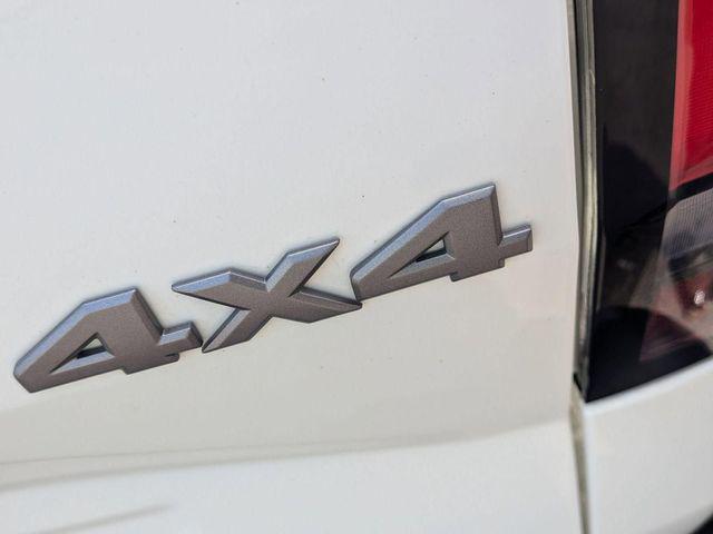 2025 Nissan Frontier Crew Cab S 4x4