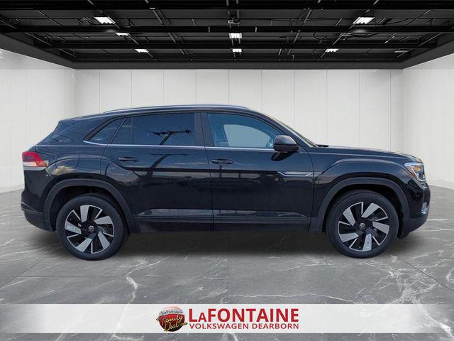 2026 Volkswagen Atlas Cross Sport SE with Technology