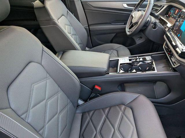 2026 Volkswagen Atlas Cross Sport SE with Technology
