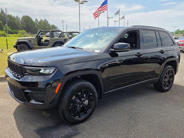 2025 Jeep Grand Cherokee Altitude X 4x2