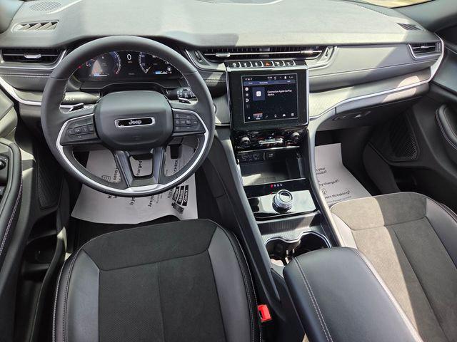 2025 Jeep Grand Cherokee Altitude X 4x2